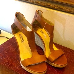 Micheal Kors wedge heels shoes brown size 8M